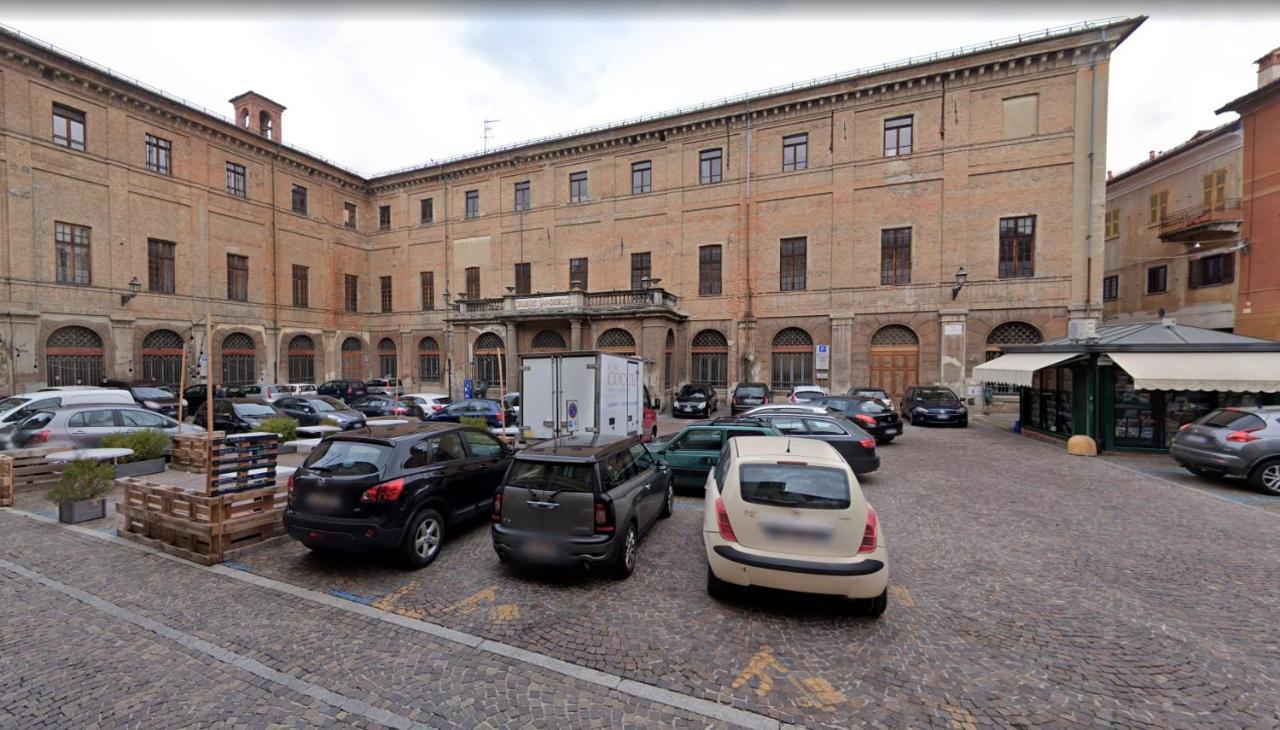 Due Finestre Sul Cortile Hotel โนวีลิกูเร ภายนอก รูปภาพ
